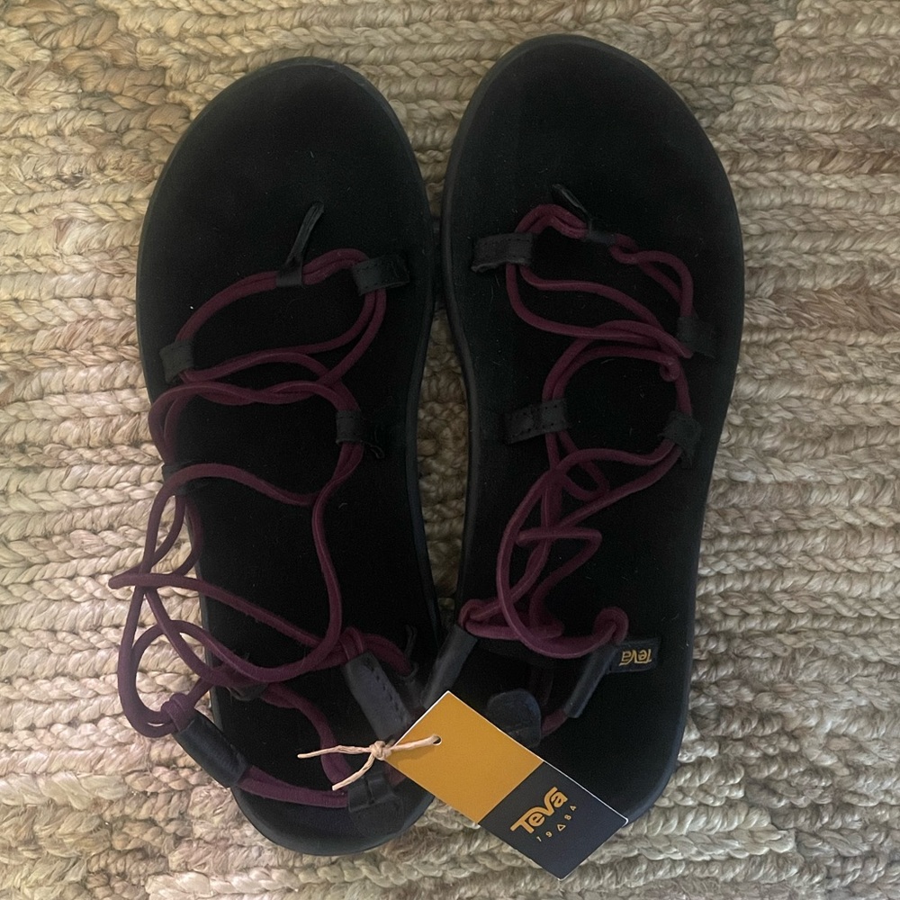 Teva Voya Infinity